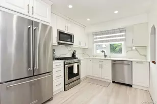 156 Jerusalem Ave, Massapequa, NY 11758 - Photo 15
