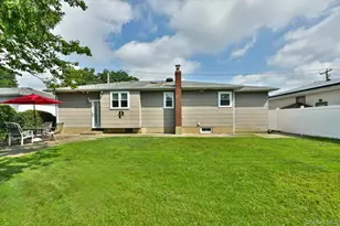 156 Jerusalem Ave, Massapequa, NY 11758 - Photo 25