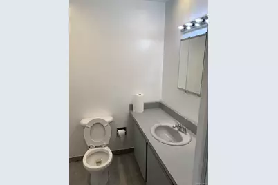 15744 Quince Avenue, Flushing, NY 11355 - Photo 9