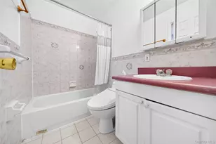 87-16 Palo Alto St, Hollis, NY 11423 - Photo 15