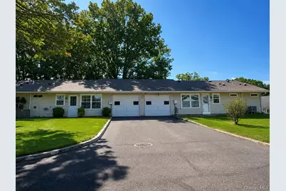 344 Woodbridge Drive #B, Ridge, NY 11961 - Photo 13