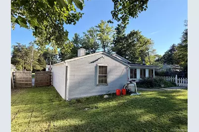 9 Ash Lane, Hyde Park, NY 12538 - Photo 5