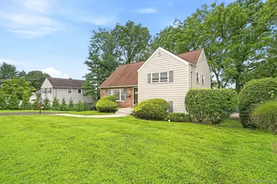 21 Dexter Road, Yonkers, NY 10710 - Photo 3