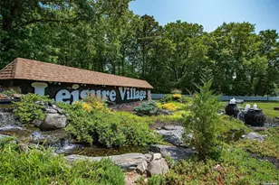 89 Enfield Ct, Ridge, NY 11961 - Photo 23