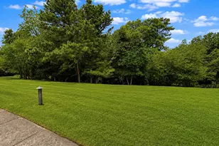 89 Enfield Ct, Ridge, NY 11961 - Photo 21