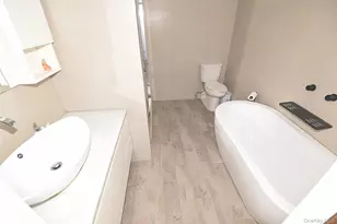 12-27 Diane Pl, Bayside, NY 11360 - Photo 13