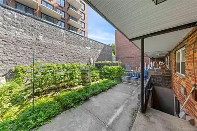14477 37th Avenue, Flushing, NY 11354 - Photo 9