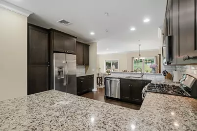 4 Preserve Court, White Plains, NY 10607 - Photo 15