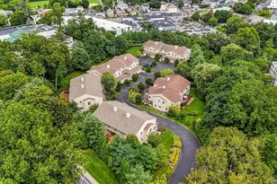 4 Preserve Ct, White Plains, NY 10607 - Photo 37
