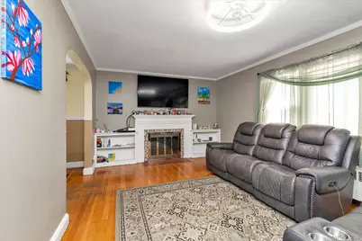 1 Windsor Place, Lynbrook, NY 11563 - Photo 3