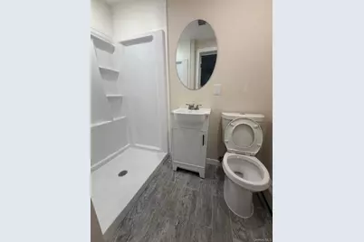 16 Bellport Street #5, Patchogue, NY 11772 - Photo 13