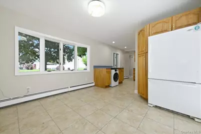 14 Crest Lane, Levittown, NY 11756 - Photo 15