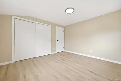 14 Crest Lane, Levittown, NY 11756 - Photo 23