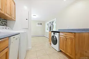 14 Crest Ln, Levittown, NY 11756 - Photo 13