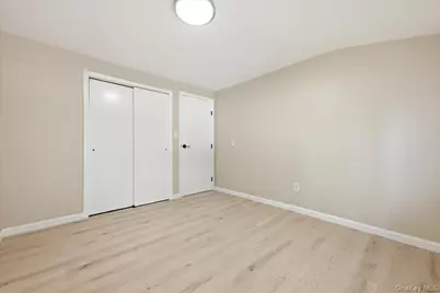 14 Crest Lane, Levittown, NY 11756 - Photo 21