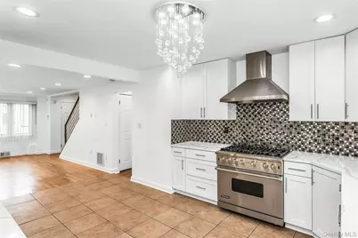 14962 Powells Cove Boulevard, Whitestone, NY 11357 - Photo 9