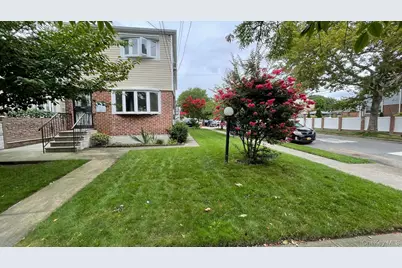 14545 116th Avenue, Jamaica, NY 11436 - Photo 9