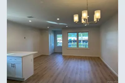306 S Regent #B, Port Chester, NY 10573 - Photo 5