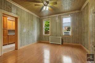 34-24 34th St, Astoria, NY 11106 - Photo 3