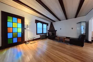 398 Bauer Pl, Mineola, NY 11501 - Photo 3