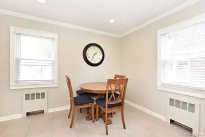 374 Andrews Road, Mineola, NY 11501 - Photo 17