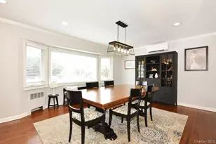 374 Andrews Rd, Mineola, NY 11501 - Photo 7