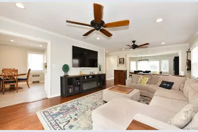 374 Andrews Road, Mineola, NY 11501 - Photo 5
