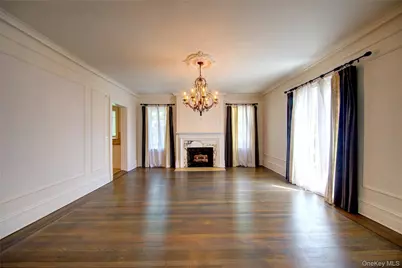 159 Magnolia Boulevard, Long Beach, NY 11561 - Photo 11