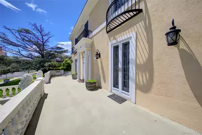 159 Magnolia Boulevard, Long Beach, NY 11561 - Photo 5