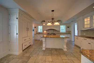 159 Magnolia Boulevard, Long Beach, NY 11561 - Photo 19