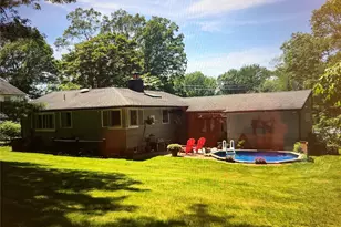 271 Terry Rd, Smithtown, NY 11787 - Photo 3