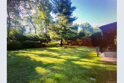 271 Terry Road, Smithtown, NY 11787 - Photo 5