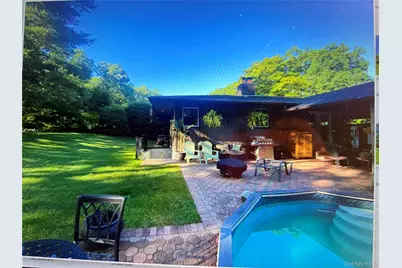 271 Terry Road, Smithtown, NY 11787 - Photo 7
