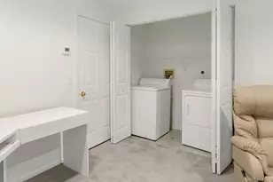 19 Pondview Ln, Yonkers, NY 10710 - Photo 25