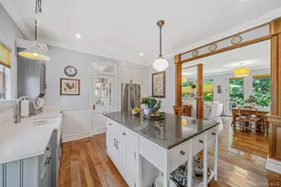 8 Jackson Ave, East Quogue, NY 11942 - Photo 11