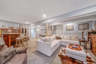 8 Jackson Ave, East Quogue, NY 11942 - Photo 31