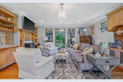 8 Jackson Avenue, East Quogue, NY 11942 - Photo 15