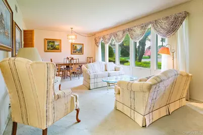 121 Windermere Drive, Yonkers, NY 10710 - Photo 7