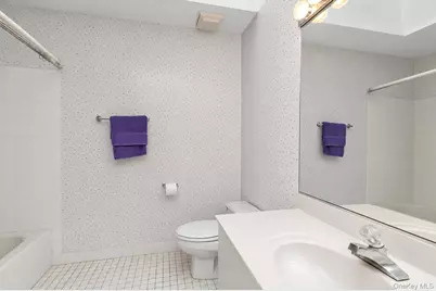 7 Wimbledon Drive, Roslyn, NY 11576 - Photo 21
