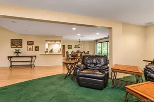 7 Wimbledon Dr, Roslyn, NY 11576 - Photo 13