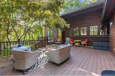 2 British Colony Road, Northport, NY 11768 - Photo 39