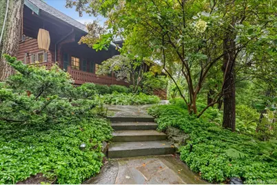 2 British Colony Road, Northport, NY 11768 - Photo 5