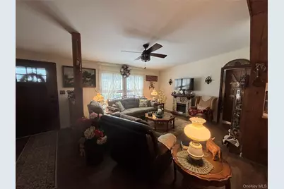 1661 Old Country Road #258, Riverhead, NY 11901 - Photo 17