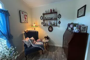 1661 Old Country Rd, Riverhead, NY 11901 - Photo 33