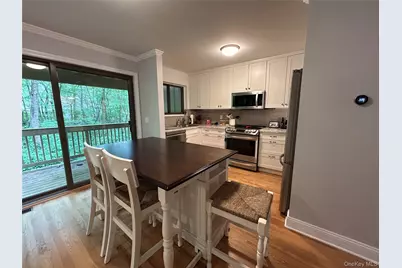 277 Maplewood Drive, South Salem, NY 10590 - Photo 5