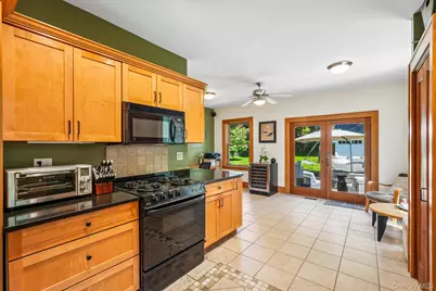 281 Piermont Avenue, Nyack, NY 10960 - Photo 19