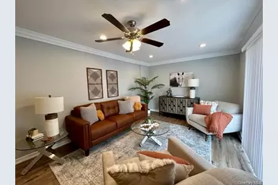 45 Golden Avenue #E05, Deer Park, NY 11729 - Photo 5