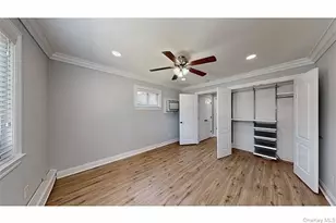 20 Perry Blvd, Lindenhurst, NY 11757 - Photo 7