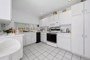 23 Deerfield Wy, Quogue, NY 11959 - Photo 9