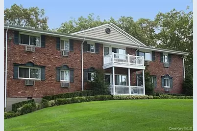 441 Lincoln Boulevard #2-1D, Hauppauge, NY 11788 - Photo 1
